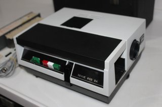 Proyector Diapositivas Revue 600 SA + Diapositivas