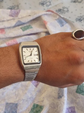 Reloj Seiko Automático Plata y Blanco