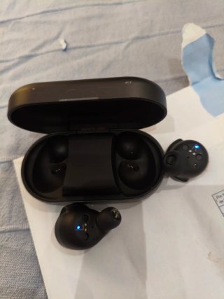 Auriculares Bang & Olufsen EQ Negros