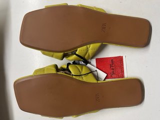 Chanclas Zara Pistacho Talla 36