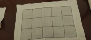 Tris centri tavola in lino beige . Fatto a mano
