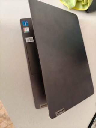 Lenovo IdeaPad 5i | Intel Core i5 / 8GB RAM / 512g