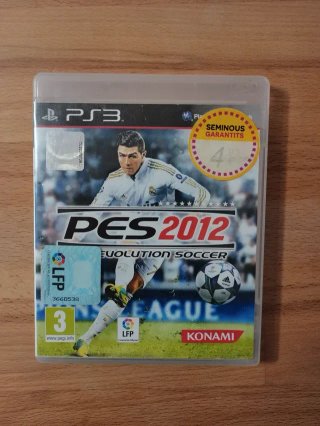 PS3: FIFA 10, FIFA 13, PES 2012