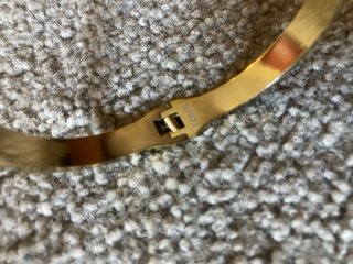 Pulsera Tous Dorada Esmaltada Blanca