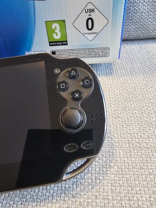 PlayStation Vita OLED PCH-1004 OLED completa
