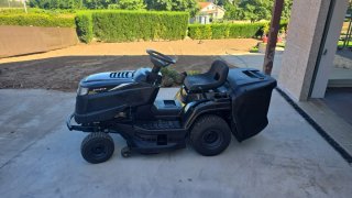 Tractor cortacésped Alpina 2025. AT4 84 A