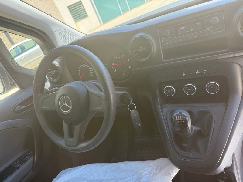 Mercedes-Benz Citan 2022, foto 11