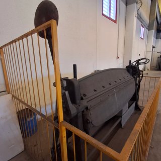 Plegadora de chapa industrial