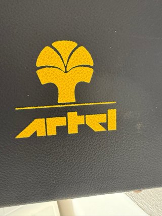 Maletín Arki Negro y Dorado Nuevo