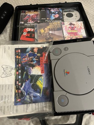 Consola PlayStation 1 + 4 Juegos