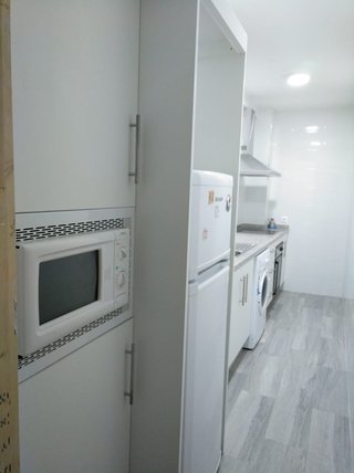 ALQUILER DE UNA HABITACIÓN