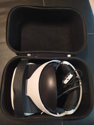 Pack PS4 VR: Gafas, Cámara y Hustle Kings VR