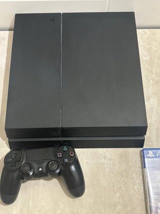 PS4 (PlayStation 4) Negra + Mando y Juegos