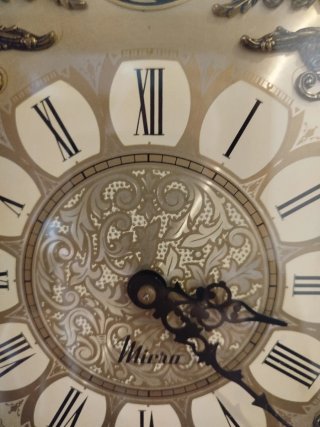 Reloj de pared Micro de madera