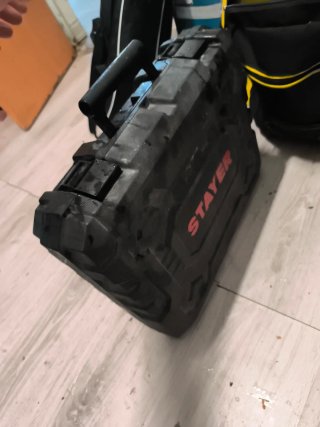 Taladro percutor Stayer
