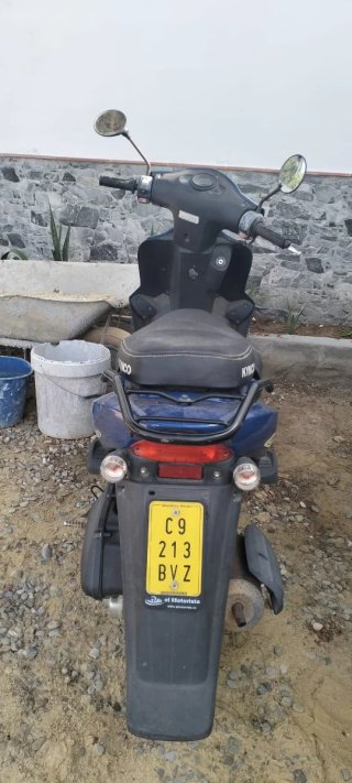 Kymco Scooter Azul