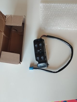 Mando elevalunas Mercedes Clase C W203