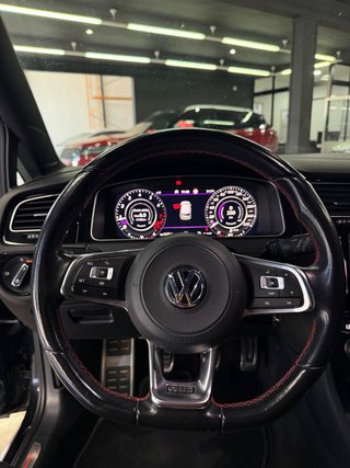 Volkswagen Golf GTI Performance 2.0 TSI 180kW (245CV)