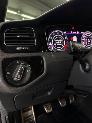 Volkswagen Golf GTI Performance 2.0 TSI 180kW (245CV)