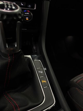 Volkswagen Golf GTI Performance 2.0 TSI 180kW (245CV)