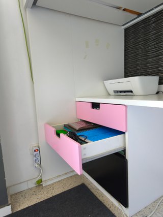 Letto a castello bianco e rosa per ragazzi