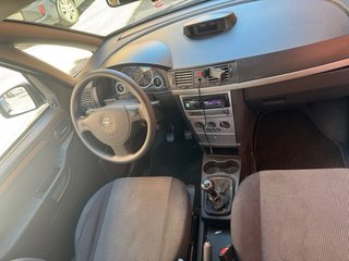 Opel Meriva 2004