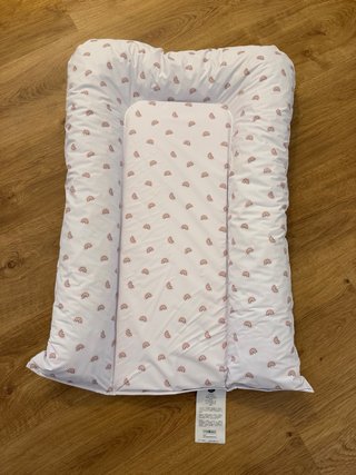 Cambiador bebé NUEVO estampado de arcoíris 70x45