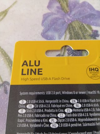3 Chiavette USB 2.0 Intenso 2 da8GB +1 da 16GB