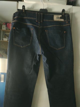 Pantalón vaquero bootcut tiro bajo EUR 38