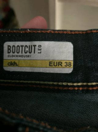 Pantalón vaquero bootcut tiro bajo EUR 38