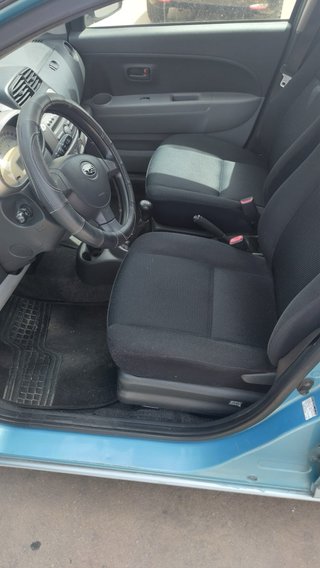 Subaru Justy 2010