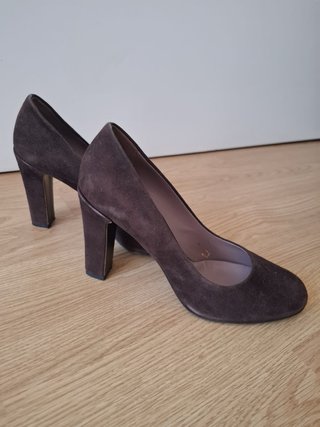 Zapatos de tacón Miu Miu marrones