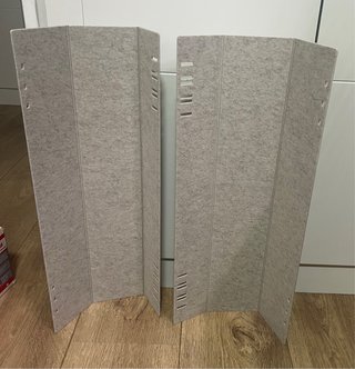 Ikea Mittzon pasacables gris
