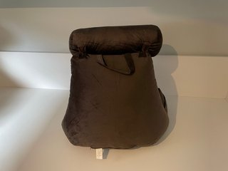 Sillón de lectura portátil marrón