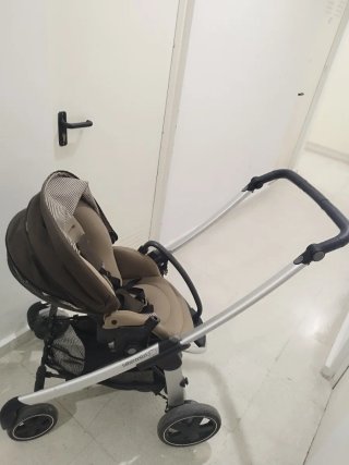 Carrito de bebé plegable