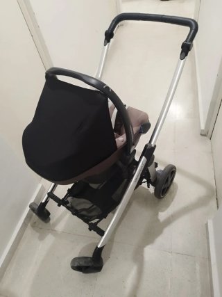 Carrito de bebé plegable