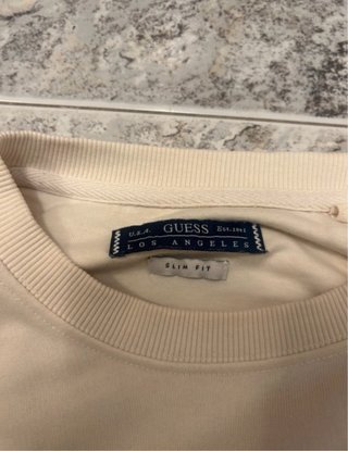 Jersey Guess Beige Est. 1981