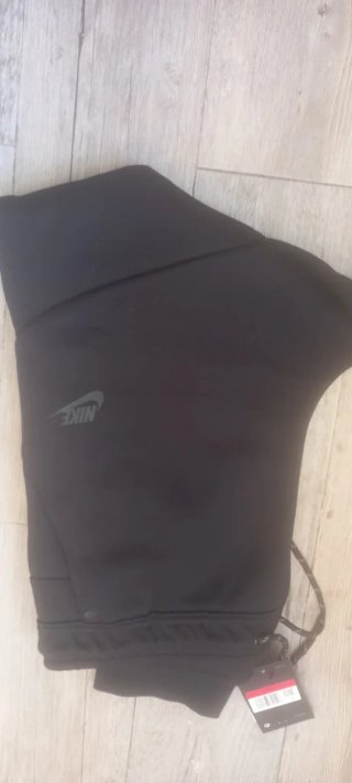 Pantalón Nike Negro