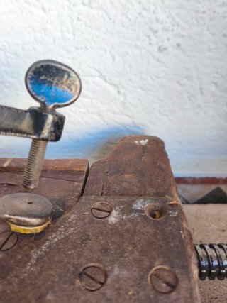 Pinza antigua de fotógrafo