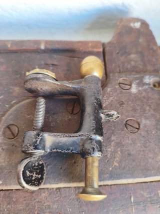 Pinza antigua de fotógrafo