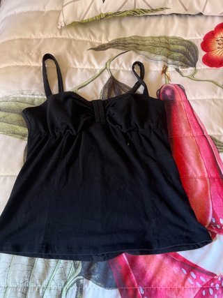 Camiseta negra tirantes