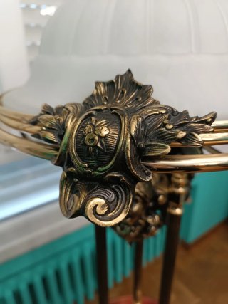 Lámpara de mesa Imperio estilo Art Decó