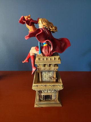 Figura Supergirl Original