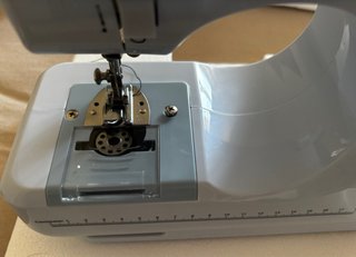 Máquina de coser Ufesa SW1201 facile