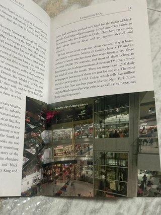 Oxford Bookworms Library: Stage 3: The USA