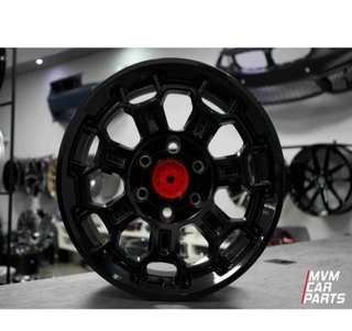 Juego de 4 Llantas 17 TRD Off Road Black Red Cap T
