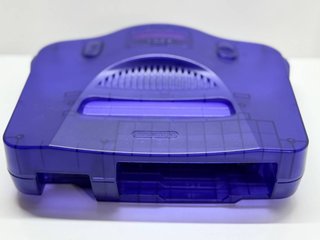 Nintendo 64 Viola Uva (PAL) + Controller + Cablaggio