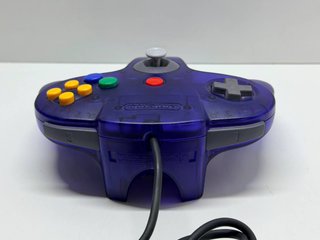 Nintendo 64 Viola Uva (PAL) + Controller + Cablaggio