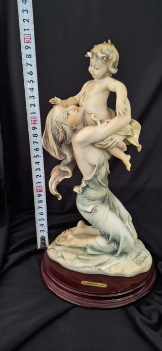 Figura Giuseppe Armani Abiding Love