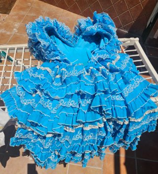 Traje de Gitana Azul con Volantes